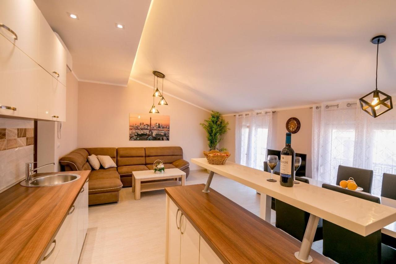 Apartmani Matej Котор Экстерьер фото