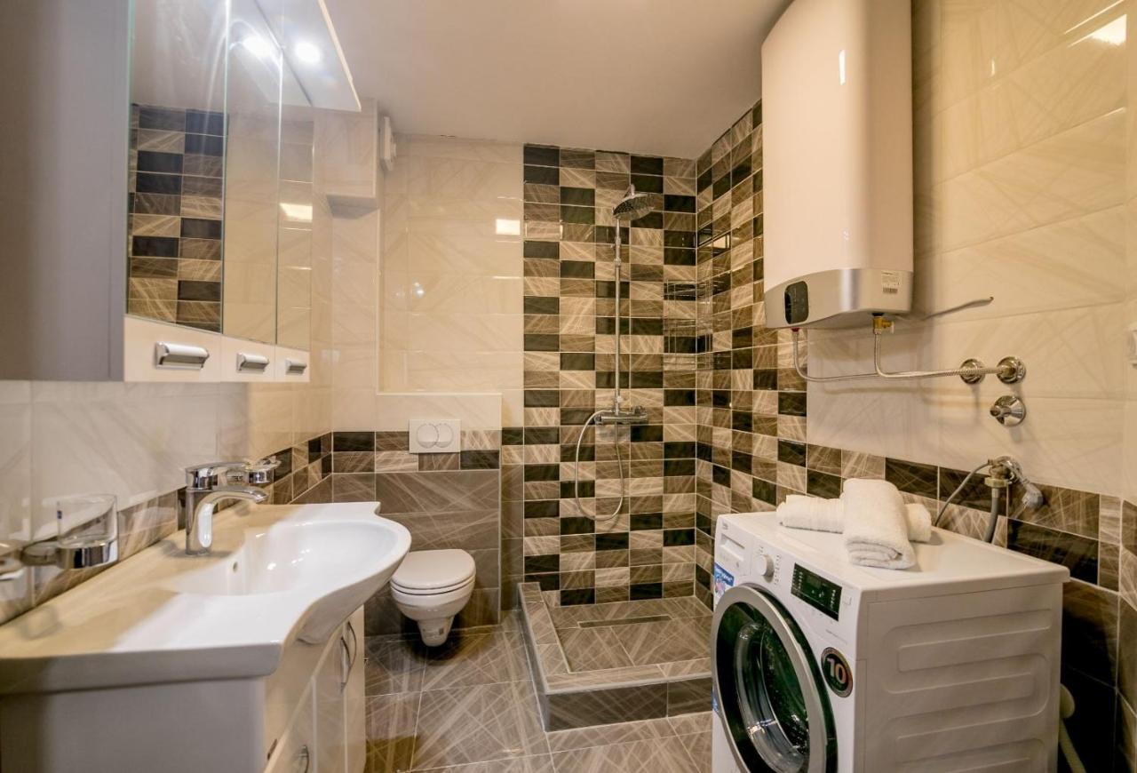 Apartmani Matej Котор Экстерьер фото