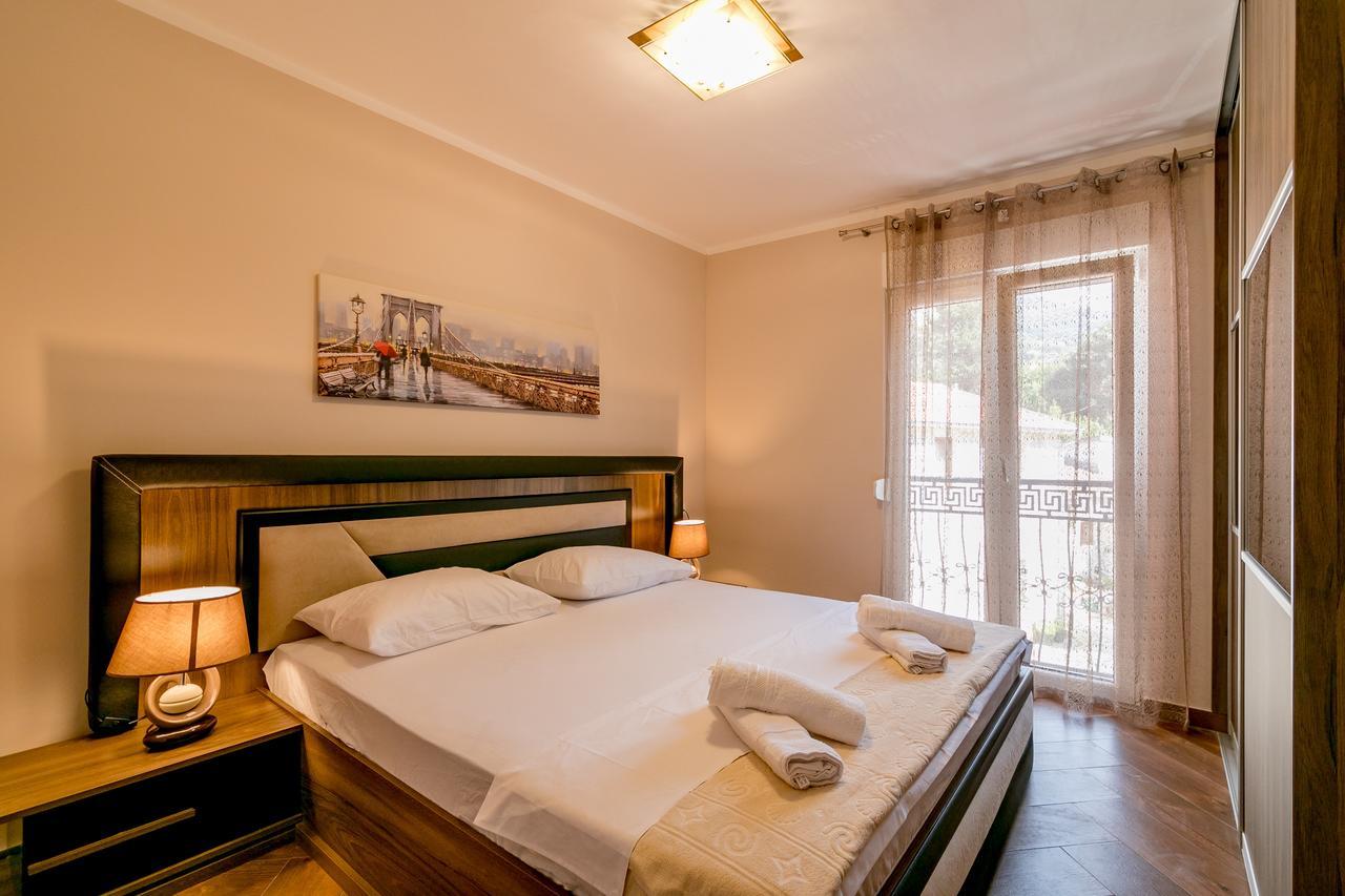 Apartmani Matej Котор Экстерьер фото