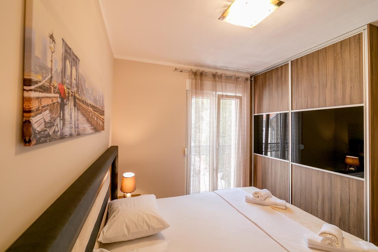 Apartmani Matej Котор Экстерьер фото